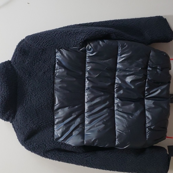 Tommy Hilfiger NWT Navy Blue Puffer/Teddy Bomber Jacket, Small - Picture 7 of 8